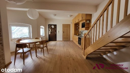 Cichy apartament, naturalne materiały centrum