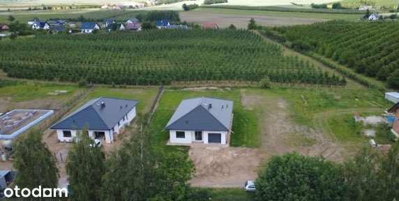 Dom parterowy 4 pokoje i garaż, bajeczna okolica