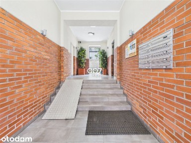 Przestronne 106 m² w odrestaurowanej kamienicy | C