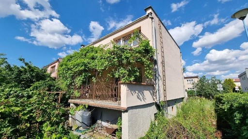 Dom jednorodzinny z garażem w centrum Legnicy Bielany 146m2