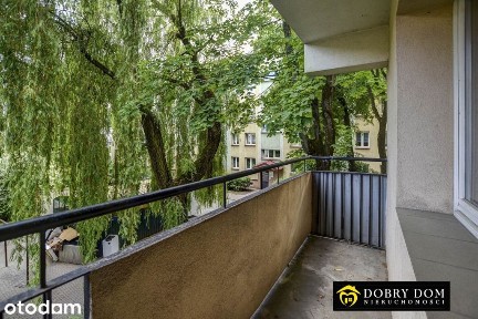 Klimatyczne 2 pokoje na osiedlu Mickiewicza