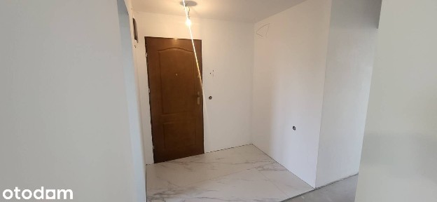 Dwupokojowe mieszkanie z balkonem na os Podwawelskim w Krakowie