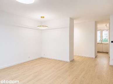 Po generalnym remoncie|Oddzielna kuchnia|Balkon|Bez prowizji