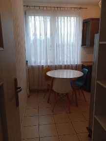 Duże, 2 pokojowe mieszkanie do wynajęcia.