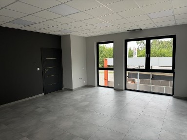 Nowy lokal usługowo-biurowy 36 m² | parking | witryny I trasa Radom - Jedlnia Letnisko