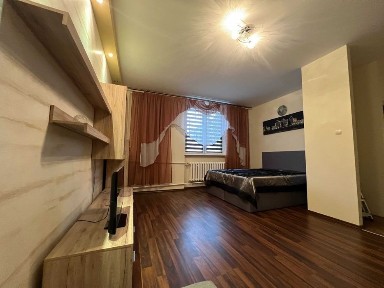 Kawalerka mieszkanie 40 m², wysoki parter, wszystkie opłaty w cenie - Białystok, Sienkiewicza 28A, Centrum