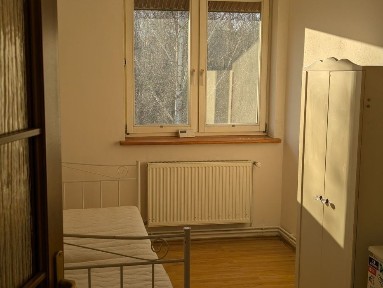 Mieszkanie na wynajem, czynsz 2200 + media + część wspólna 300 zł