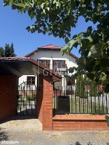 Willa z krytym basenem 190m2 Grójec