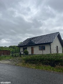 Dom wolnostojący blisko rynku | ogrodzony