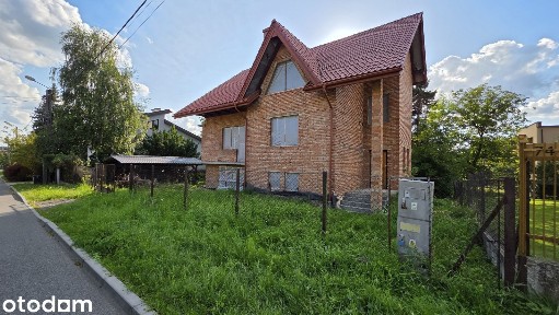 Tarnów - Piaskówka, ul. Legionów - dom 293 m²