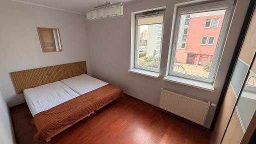 Wynajmę mieszkanie 2-pokojowe (48m2), os.Batorego, od 1 PAŹDZIERNIKA