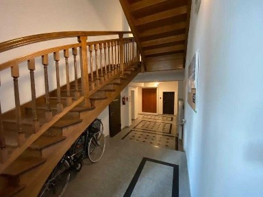 Komfortowe i klimatyczne mieszkanie w odrestaurowanej kamienicy przy ul. Elizy Orzeszkowej w Centrum Poznania (okolica Targów Poznańskich)