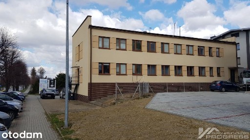 Budynek biurowo usługowy 667m2.