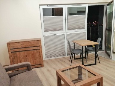 Kawalerka z balkonem | ul. Górna 20B | winda, umeblowana, od sierpnia.