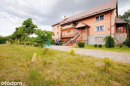 Funkcjonująca karczma z pokojami gościnnymi.