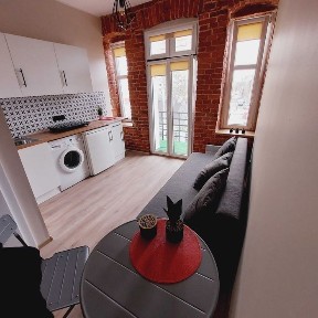 wynajmę śliczną kawalerkę w stylu loftowym z balkonem