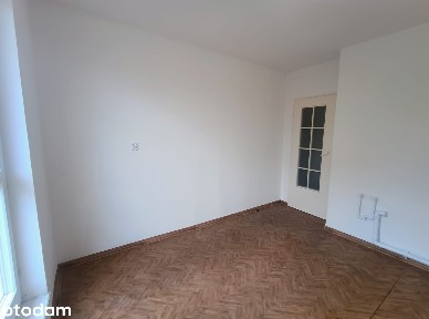 Oddzielna kuchnia I Piwnica I Balkon