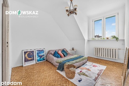 2 pokoje na poddaszu z ogrzewaniem miejskim