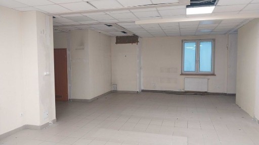 Lokal handlowo-usługowy 422m2 (możliwy podział) parter parking Bronowice
