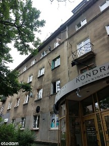 2 pokoje, 49 m2, osobna kuchnia, do remontu!