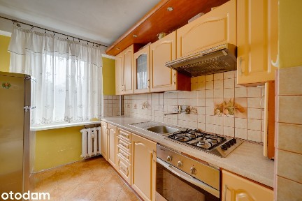 Salon z aneksem + 2 pokoje/3 pokoje? Nie ma sprawy! Zadzwoń i umów się