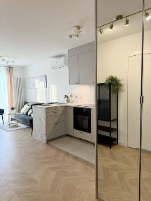 Nowe 2-pok., 38 m², wysoki standard, duży taras, klimatyzacja, Łódź Śródmieście, ul. 6 Sierpnia 19A, bezpośrednio, pierwszy najemca, od zaraz