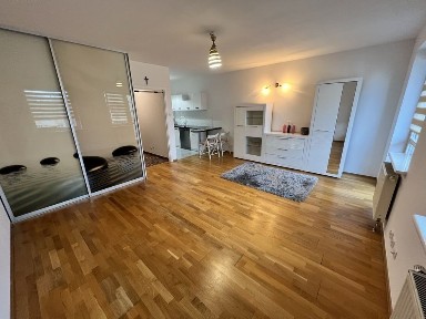 Do wynajęcia komfortowe mieszkanie 40 m² - Warszawa Ursus, okolice Centrum Skorosze