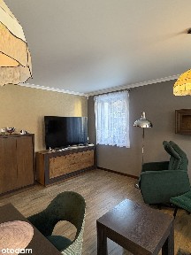 Apartament z dużym tarasem w budynku z windą w super lokalizacji.