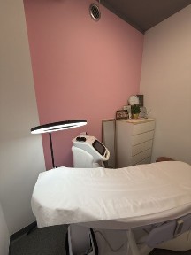 Wynajmę gabinet pod usługi kosmetyczne