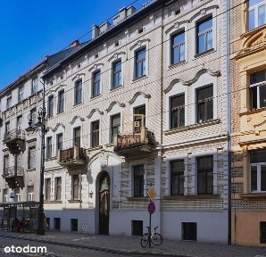 Centrum miasta, winda, ładna kamienica 3 pokoje