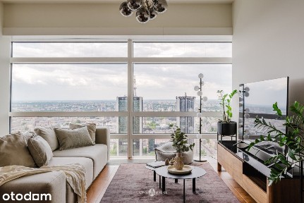 Złota 44 | High Floor Apartment with Skyline View