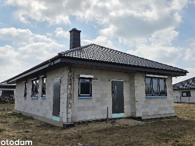 Dom jednorodzinny, parterowy o pow. 90,39 m2; Stan surowy zamknięty