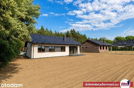 Dom przy lesie, jeziorze Sadłogoszcz koło Barcina