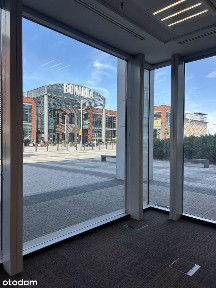 Lokal usługowy na parterze - Puszkarska 7F
