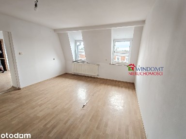 Przestronne M3, z centralny ogrzewaniem, ścisłe centrum. Niski czynsz.