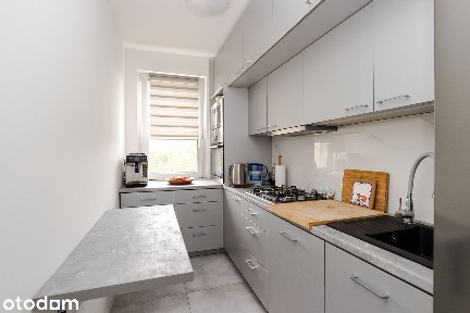 Metro Wilanowska /po remoncie /oddzielna kuchnia /0% prowizji/ balkon