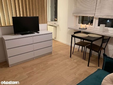 Nowoczesne studio 25m na Ochocie, BEZPOŚREDNIO