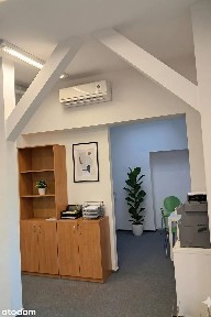 Biuro na wynajem w centrum Gliwic - portiernia, winda