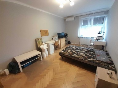 Przestronna kawalerka w super lokalizacji al. Kijowska od 1 września