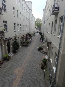 Biuro Piotrkowska deptak front bezpośrednio