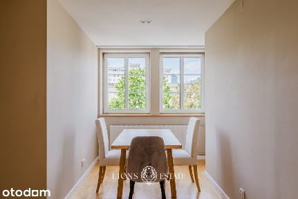 Nowy Świat | 90m2 | Balkon z widokiem na PKiN