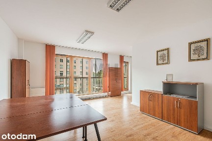 Biuro 80 m² Mokotów | 2 gabinety + open space | AC