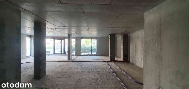 Lokal na parterze 115 m2 ul. Sikorki 12