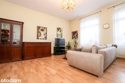 M2|1 piętro|centrum|64m2