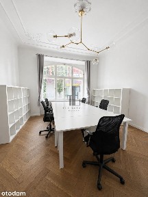 Przestronne biuro w pięknej kamienicy | Wysokie