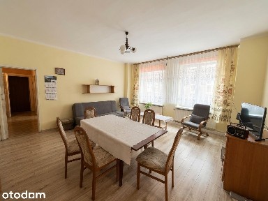 Do zamieszkania, na biuro lub pod wynajem