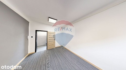 Lokal biurowy 14,38 m2 na II piętrze biurowca!