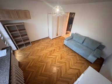 Śliczna kawalerka na Olszy do wynajęcia. Atrakcyjna lokalizacja