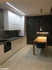 Mieszkanie 3-pokojowe z balkonem w Katowicach