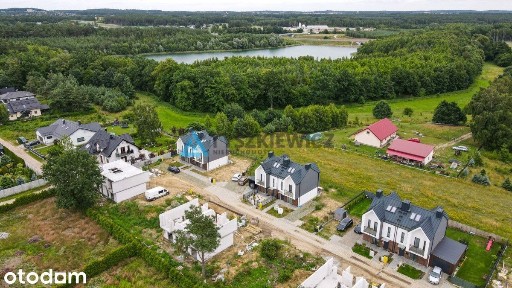 Nowoczesny bliźniak | fotowoltaika | klimatyzacja